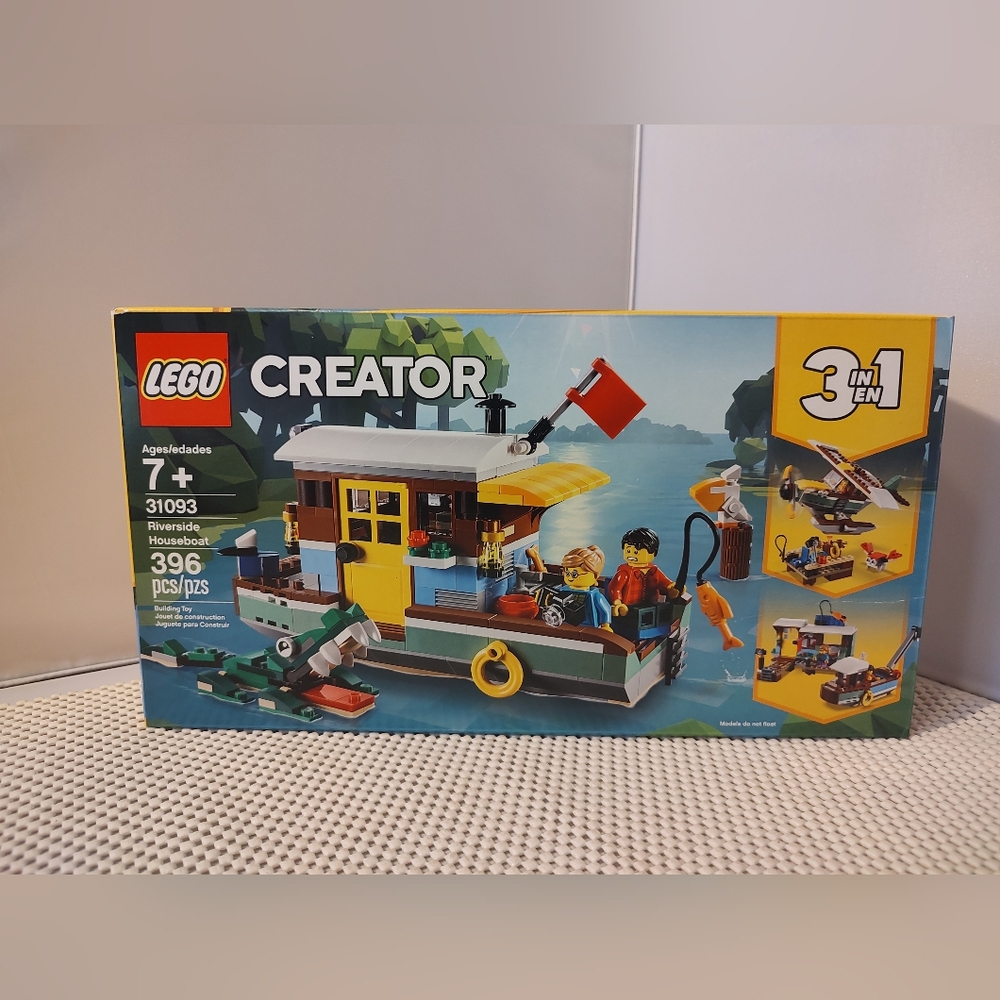 Lego Creator 3in1 Riverside Houseboat 31093 NWT Building Toy Set